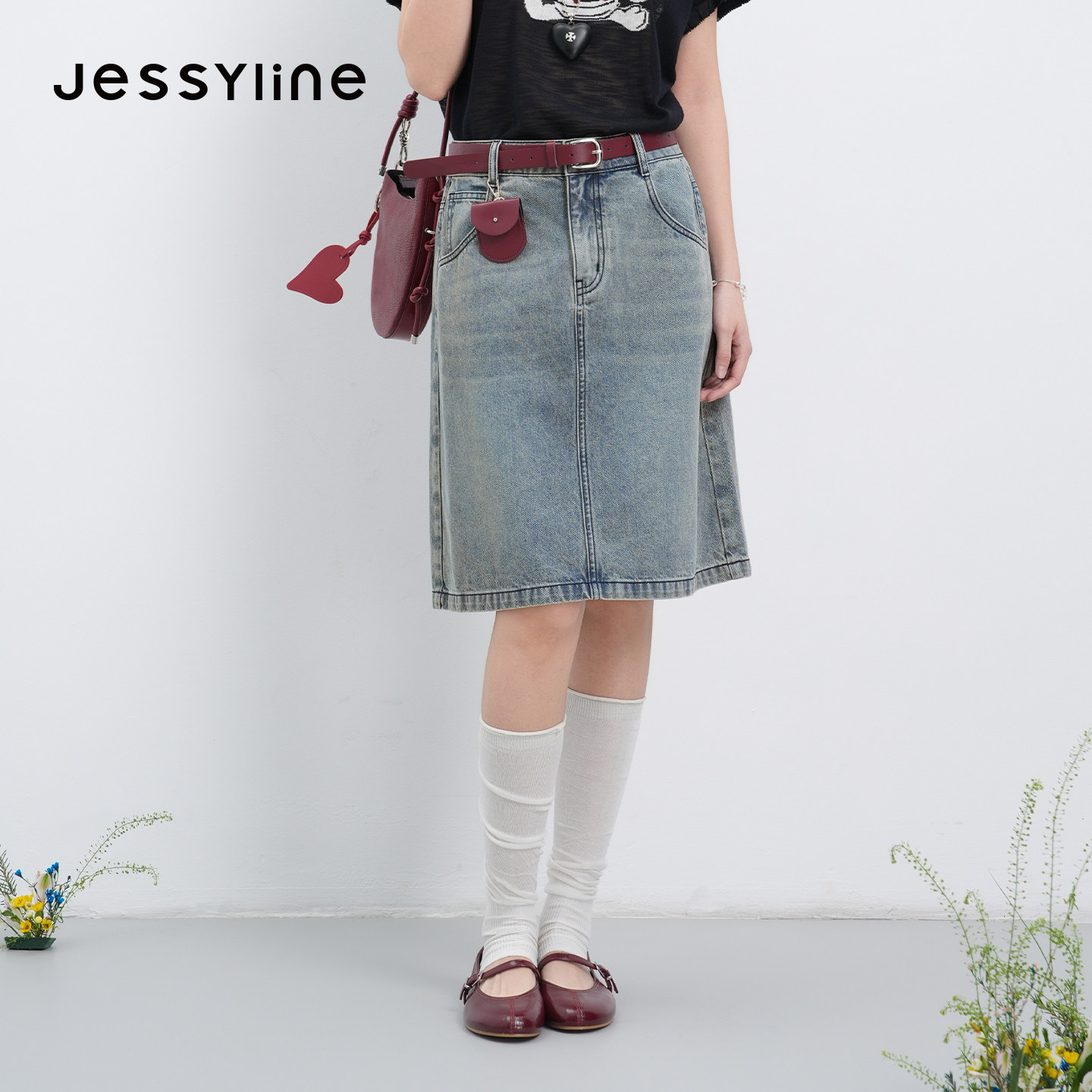 jessyline2026夏季专柜新款 杰茜莱高腰直筒牛仔半身裙 622112172