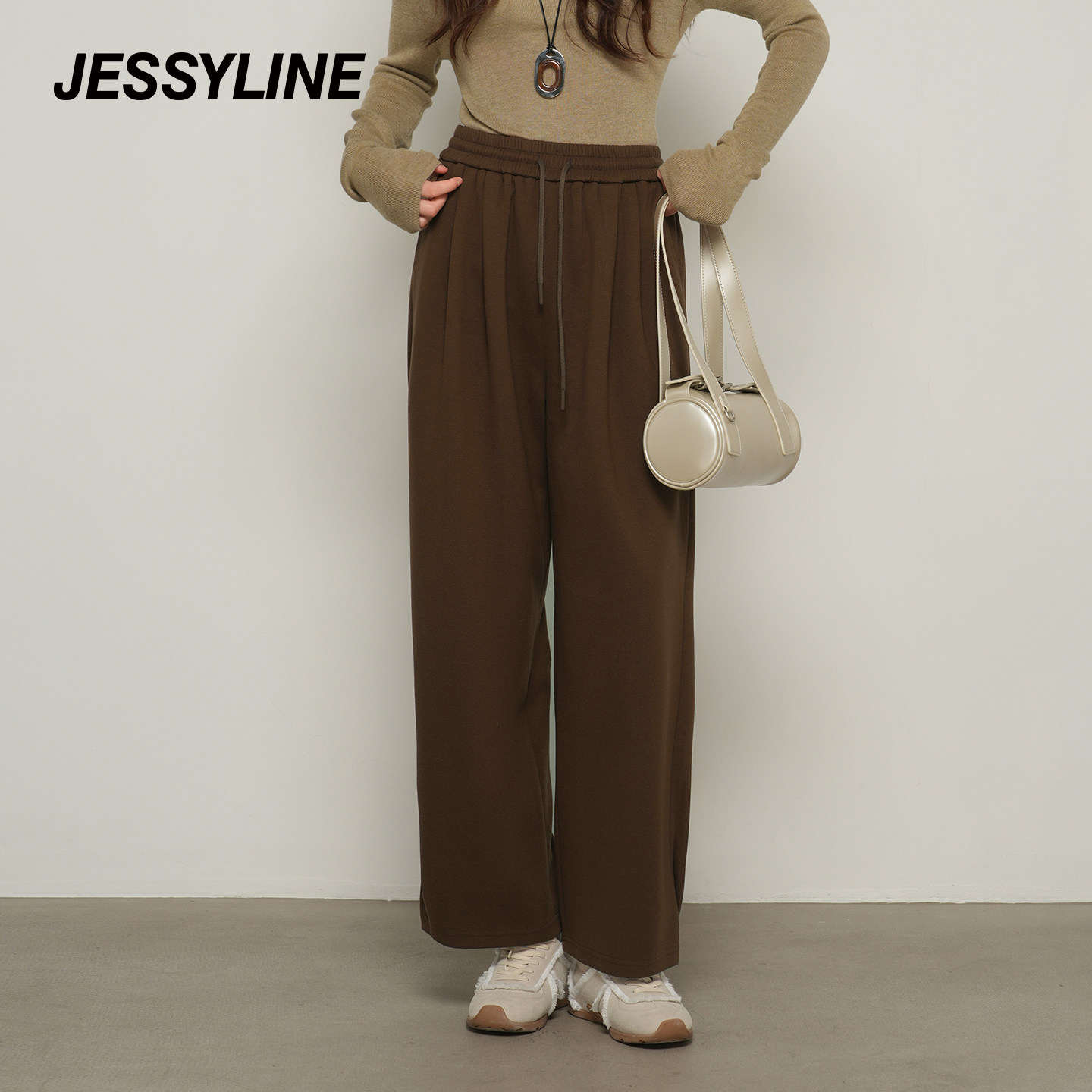 2折特卖款 jessyline杰茜莱百搭宽松显瘦休闲裤女松弛感直筒长裤