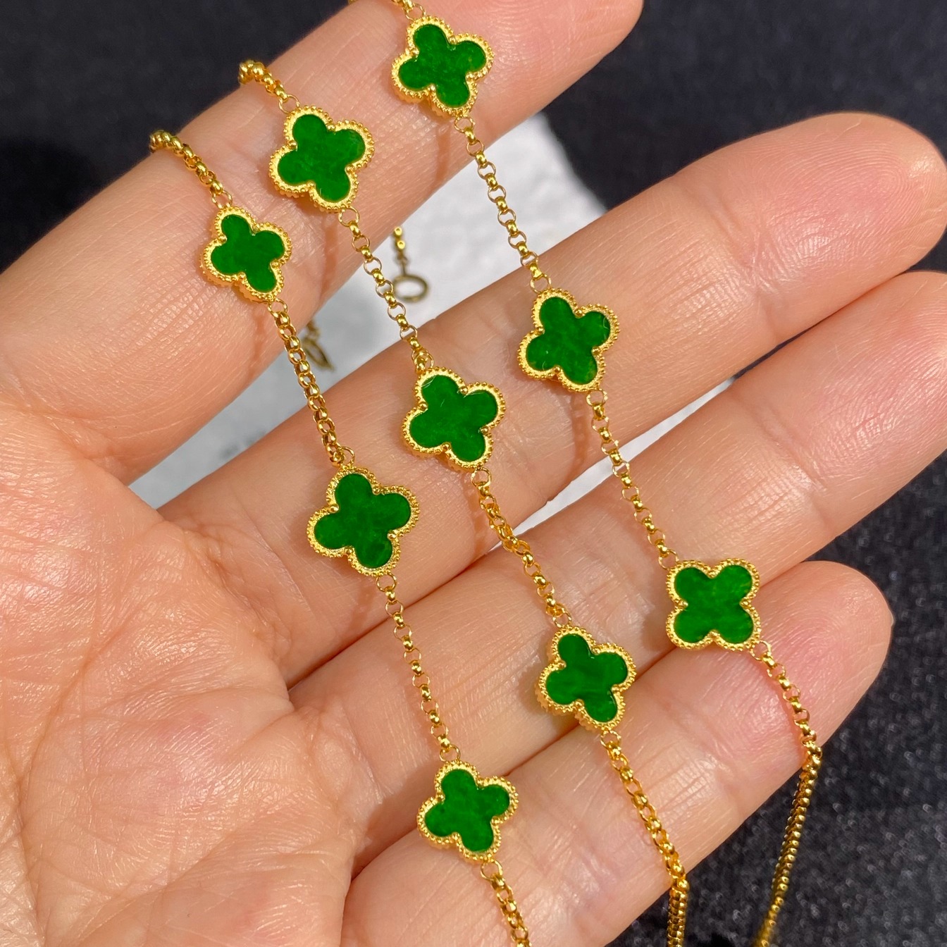 18K金天然缅甸翡翠 天然A货翡翠辣绿满绿四叶草手链 女 三花款