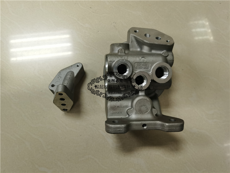 挖掘机配件卡特E330D/CAT336D柴油格座子1R-0762滤清器柴油滤座子