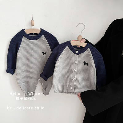 婴儿秋冬针织连体衣外出拼色爬服