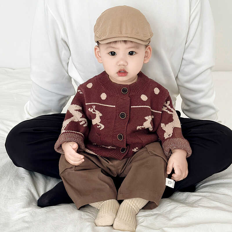 婴儿毛衣春秋装男宝宝卡通小鹿针织外套儿童韩版百搭休闲长裤套装