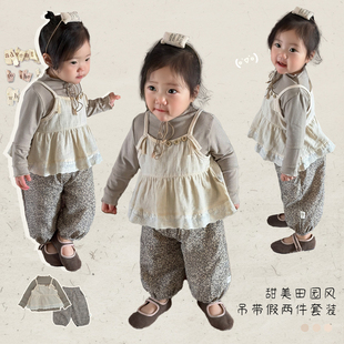 女宝宝春秋款吊带假两件套装女童韩版蕾丝花边上衣婴幼儿碎花裤子