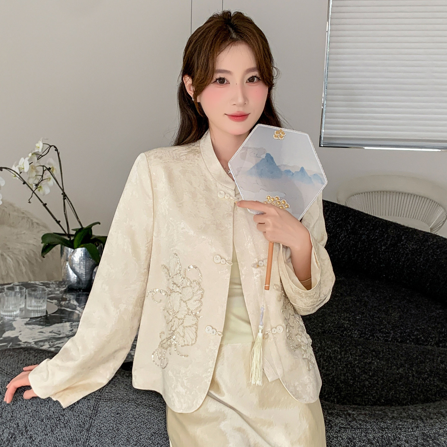 新中式国风外套短款春季新品轻国风上衣重工刺绣钉珠长袖汉服唐装