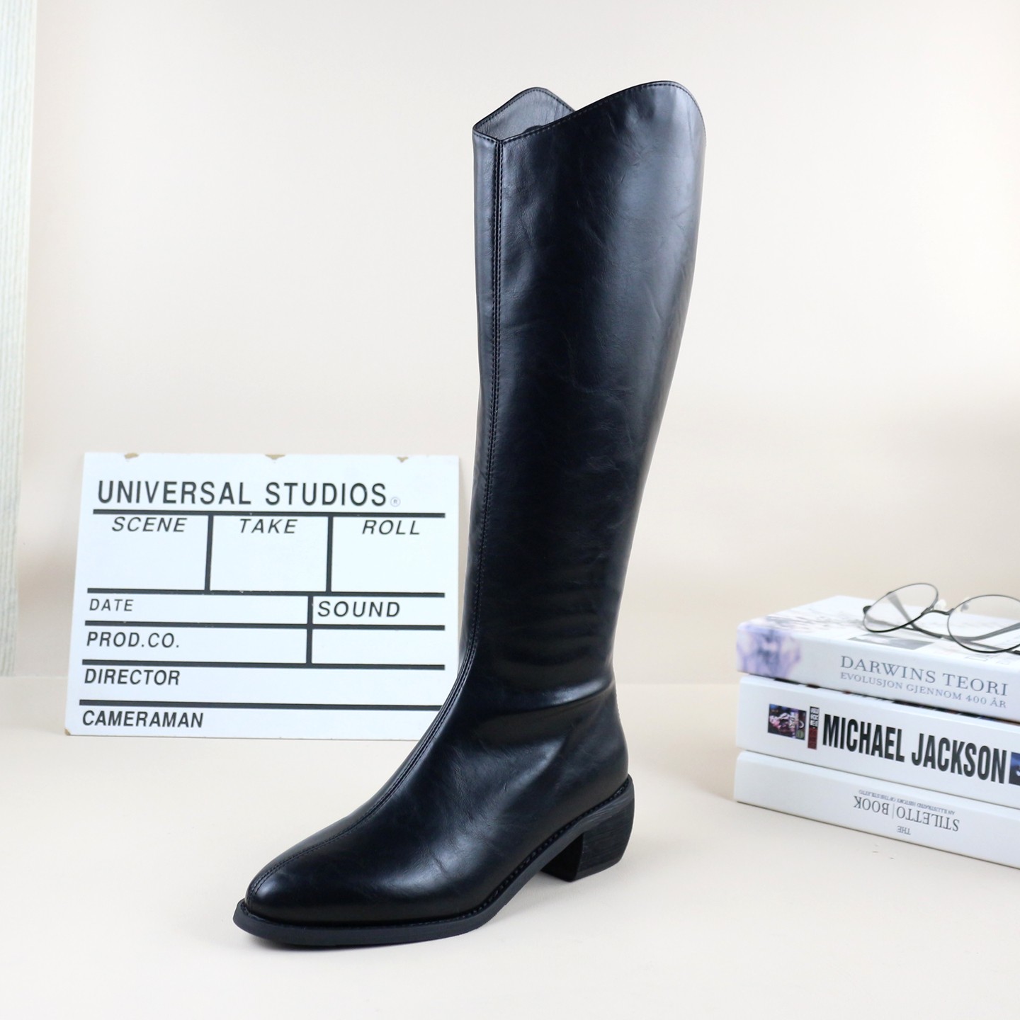 40秋冬季新款撤柜加绒粗跟尖头后拉链V口显瘦时尚女高筒骑士靴,女鞋,骑士靴,淘宝优惠券,粉丝福利购,淘宝优惠卷