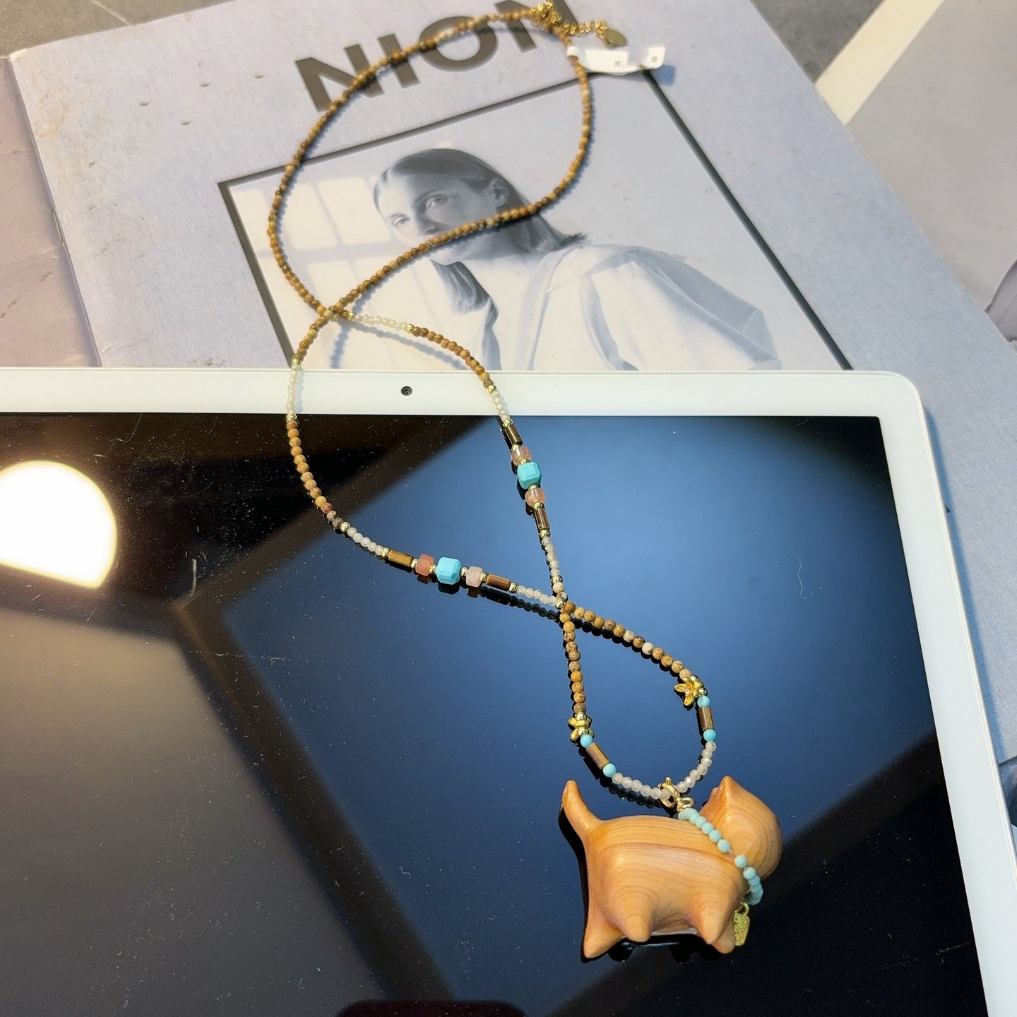 2025新款新中式复古手工串珠项链轻奢木质招财猫吊坠个性毛衣链,饰品/流行首饰/时尚饰品新,项链,淘宝优惠券,粉丝福利购,淘宝优惠卷