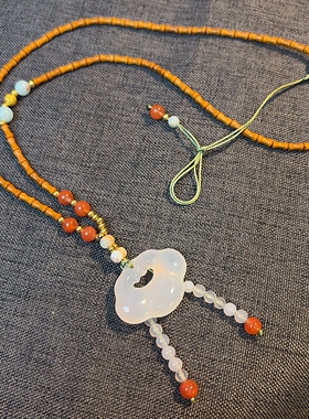 新中式复古天然玉石项链女多层串珠吊坠橙色白色翡翠衣服配饰饰品