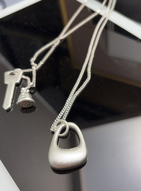 2025新款简约素面吊坠银项链女小众设计感饰品颈链毛衣链锁骨链