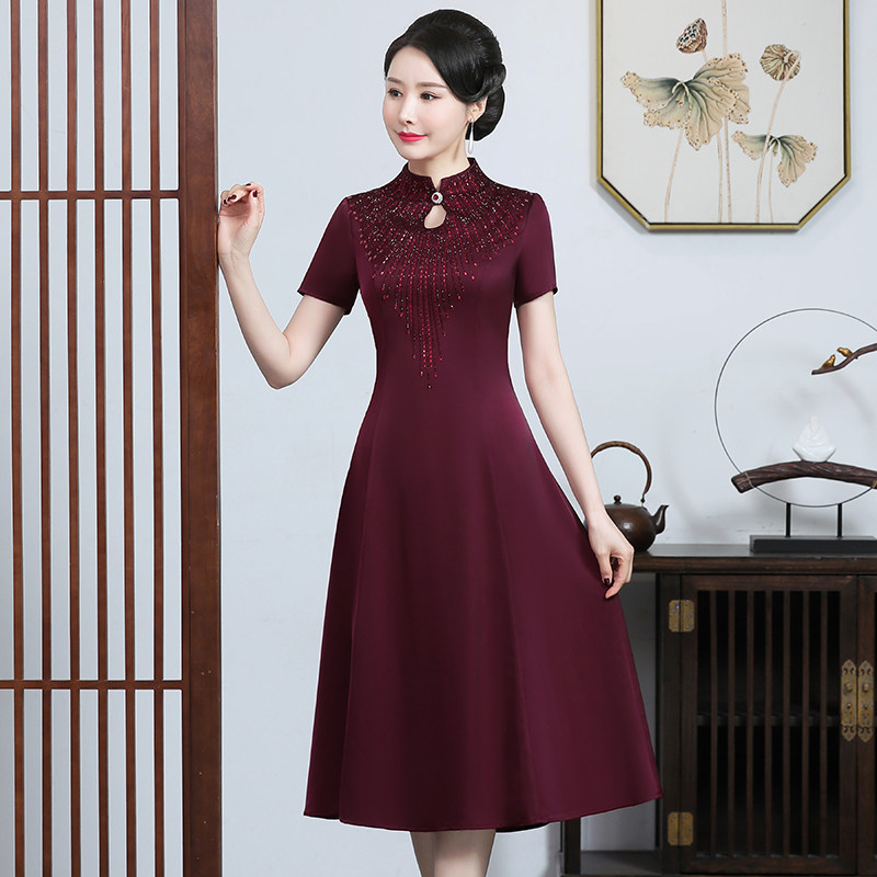 参加结婚礼小个子妈妈钉珠连衣裙修身年轻喜婆婆婚宴装礼服夏季