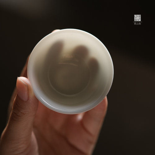 白玉令敞口小客杯/赋山叙
