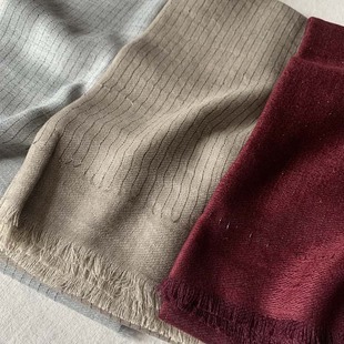 意单  银丝线条纹山羊绒围巾  薄款 秋冬 酒红色 加大 披肩