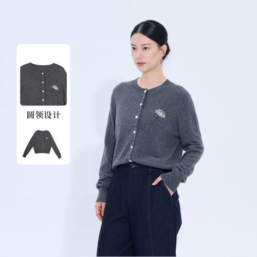 紫淑冬新款女圆领针织开衫