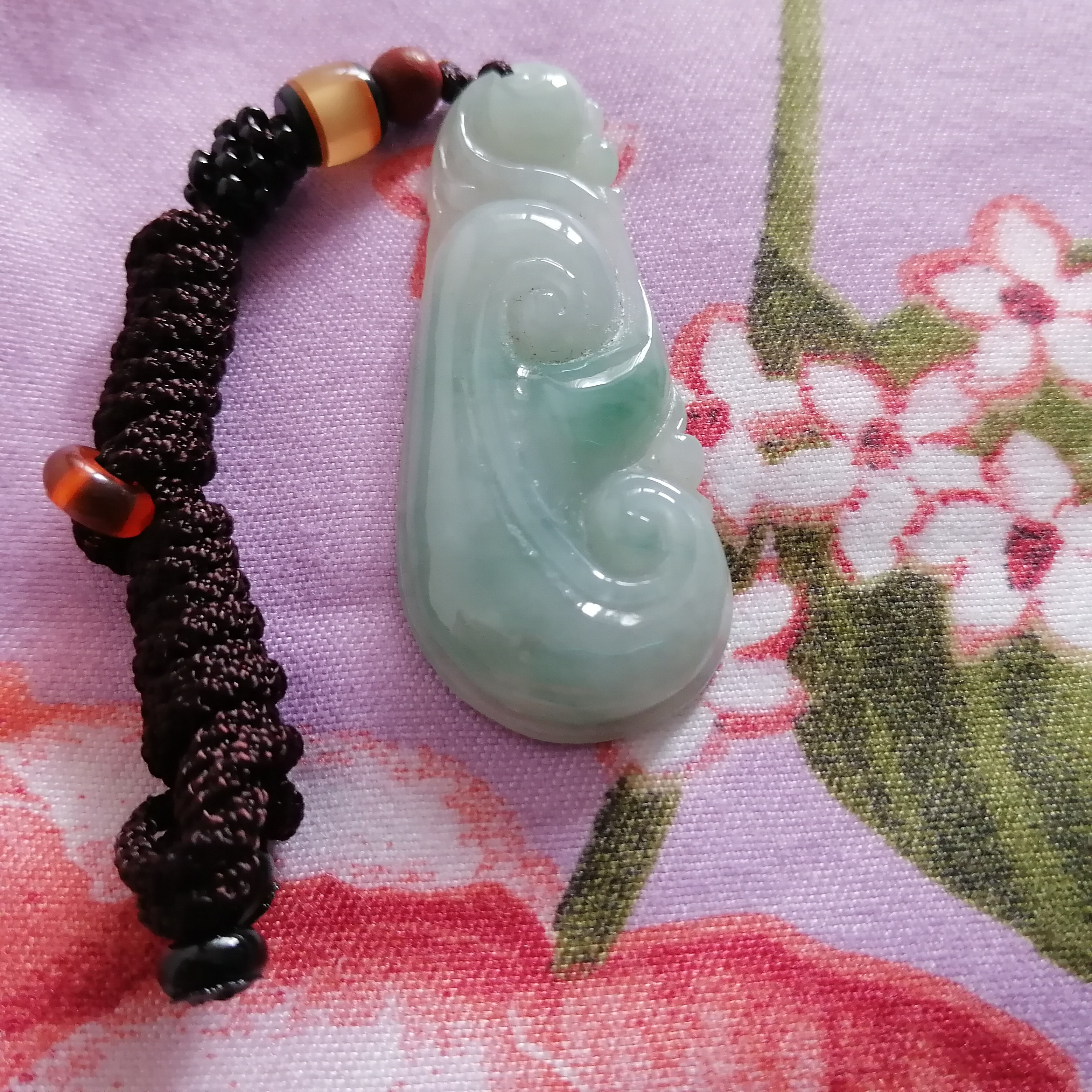 缅甸天然翡翠A货如意挂件纯手工工艺精美配证书飘绿花男女款吊坠