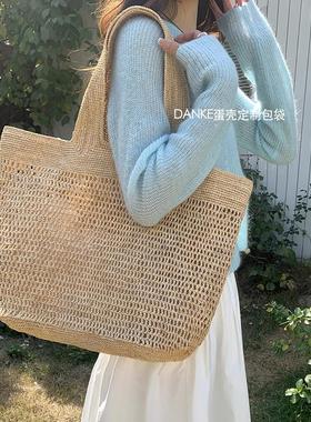 超大容量简约休闲法式度假草编包单肩 拉菲草手工编织镂空网兜包