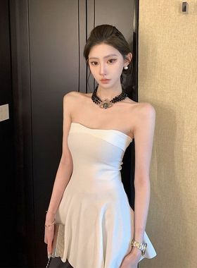 镶钻星球宽版珍珠项链女欧美个性轻奢choker水钻感吊坠锁骨链