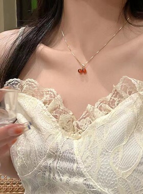 红色樱桃石榴石项链女小众设计感配饰夏2025年新款日韩锁骨链