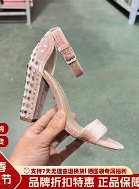 Luxury Rebel复古欧美风铆钉粗高跟绒面一字带露趾凉鞋L72280336