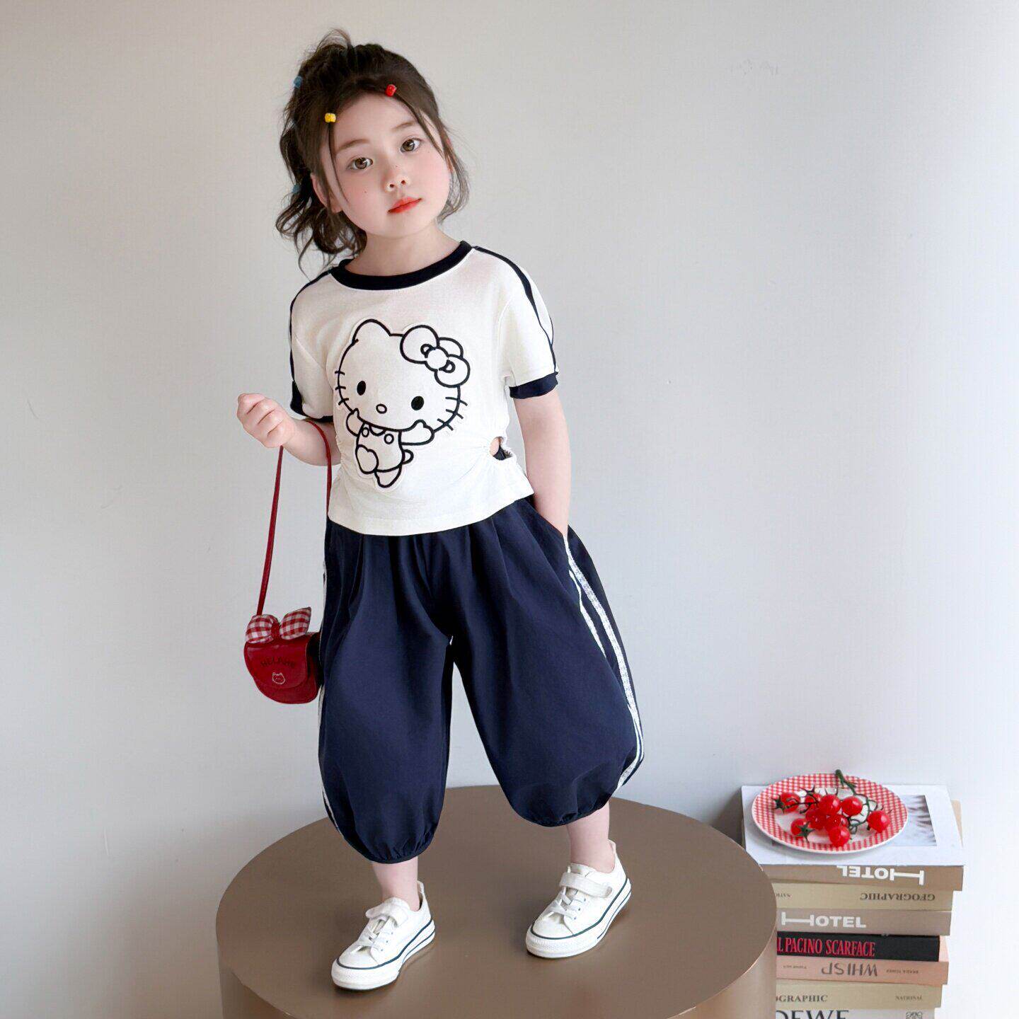女童猫咪短袖套装夏季2026新款儿童洋气灯笼裤夏款宝宝时髦两件套