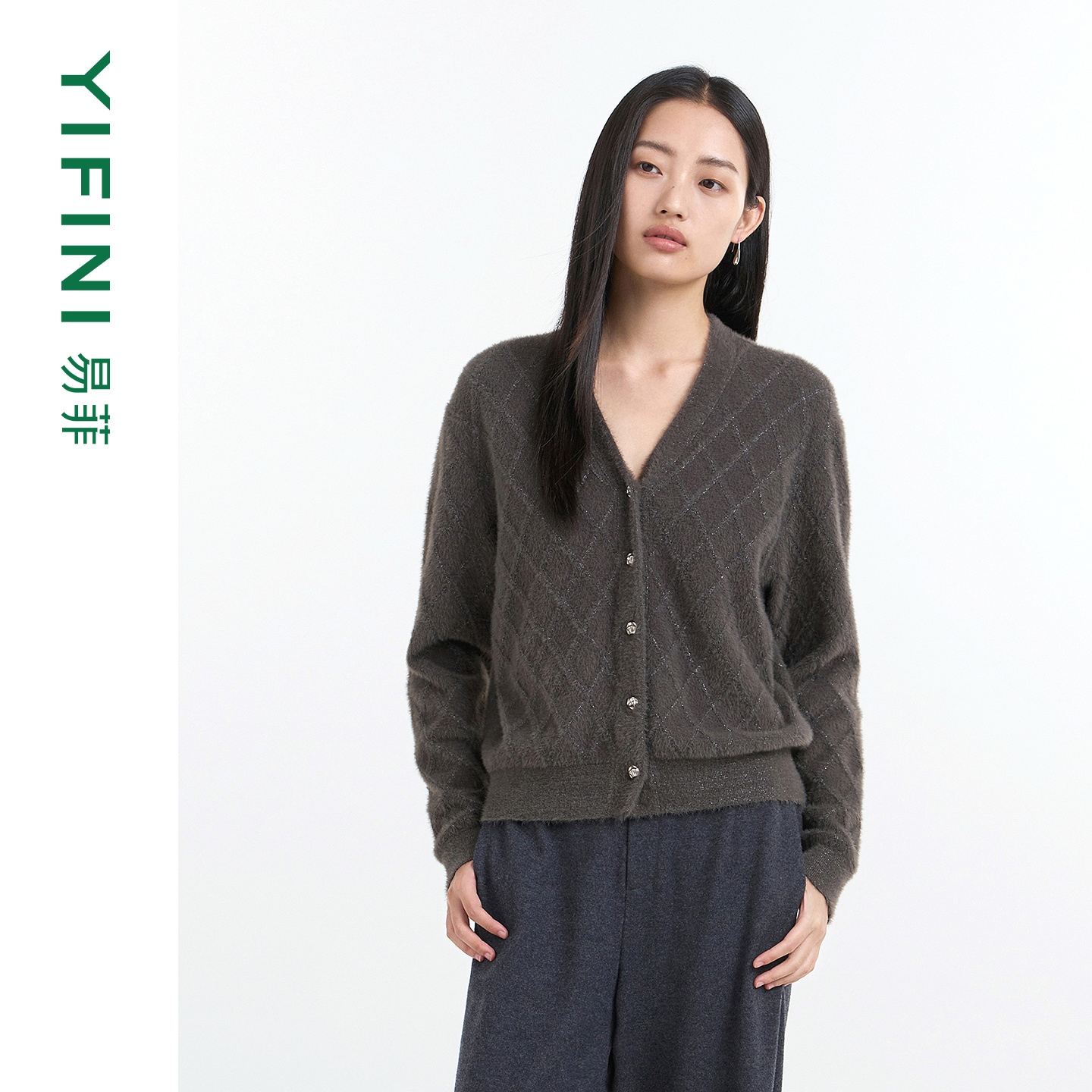 易菲气质保暖时尚宽松针织外套