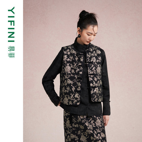 易菲新中式盘扣提花棉服