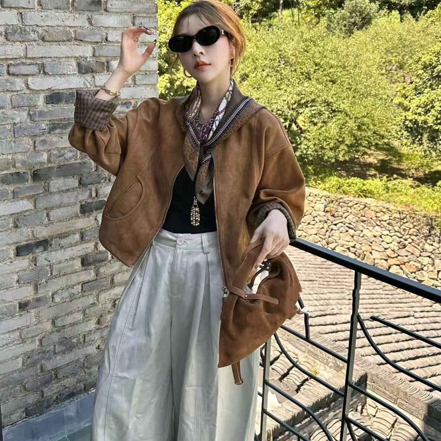 欧货复古气质鹿皮绒短外套秋款女