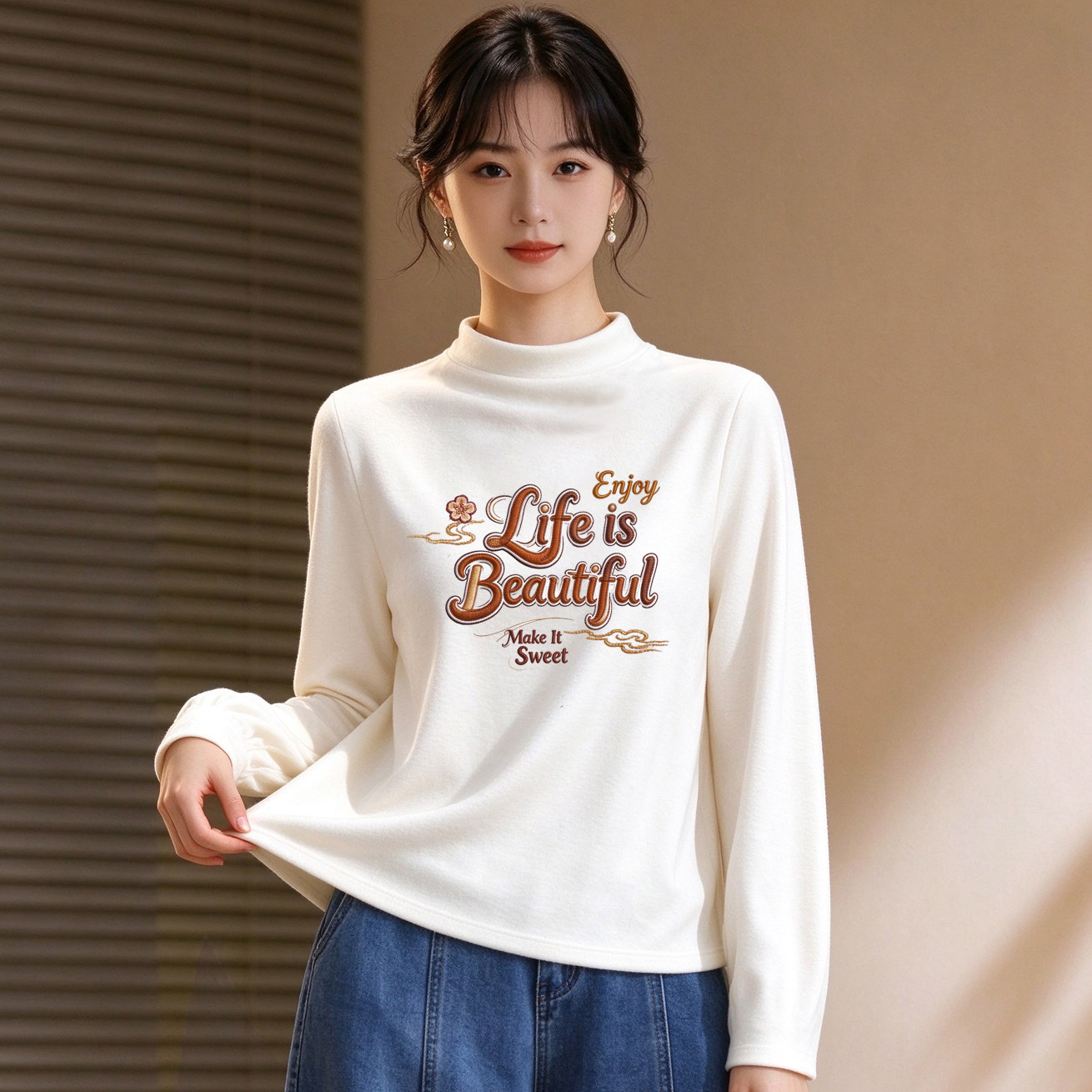 科技打底超软糯保暖刺绣字母长袖卫衣女白色秋冬休闲风打底衫上衣