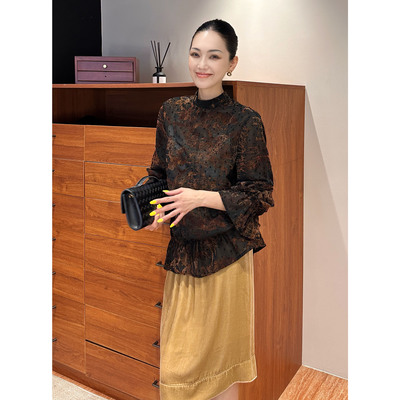 AME晚秋未晚上衣柔雾锦纱