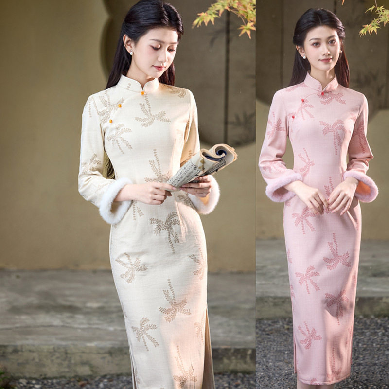 新中式改良旗袍冬装2025新款秋冬日常可穿素雅年轻款显瘦小个子款