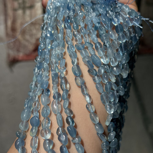 天然石海蓝宝随型碎石6x8mm左右散珠半成品DIY项链手链配珠