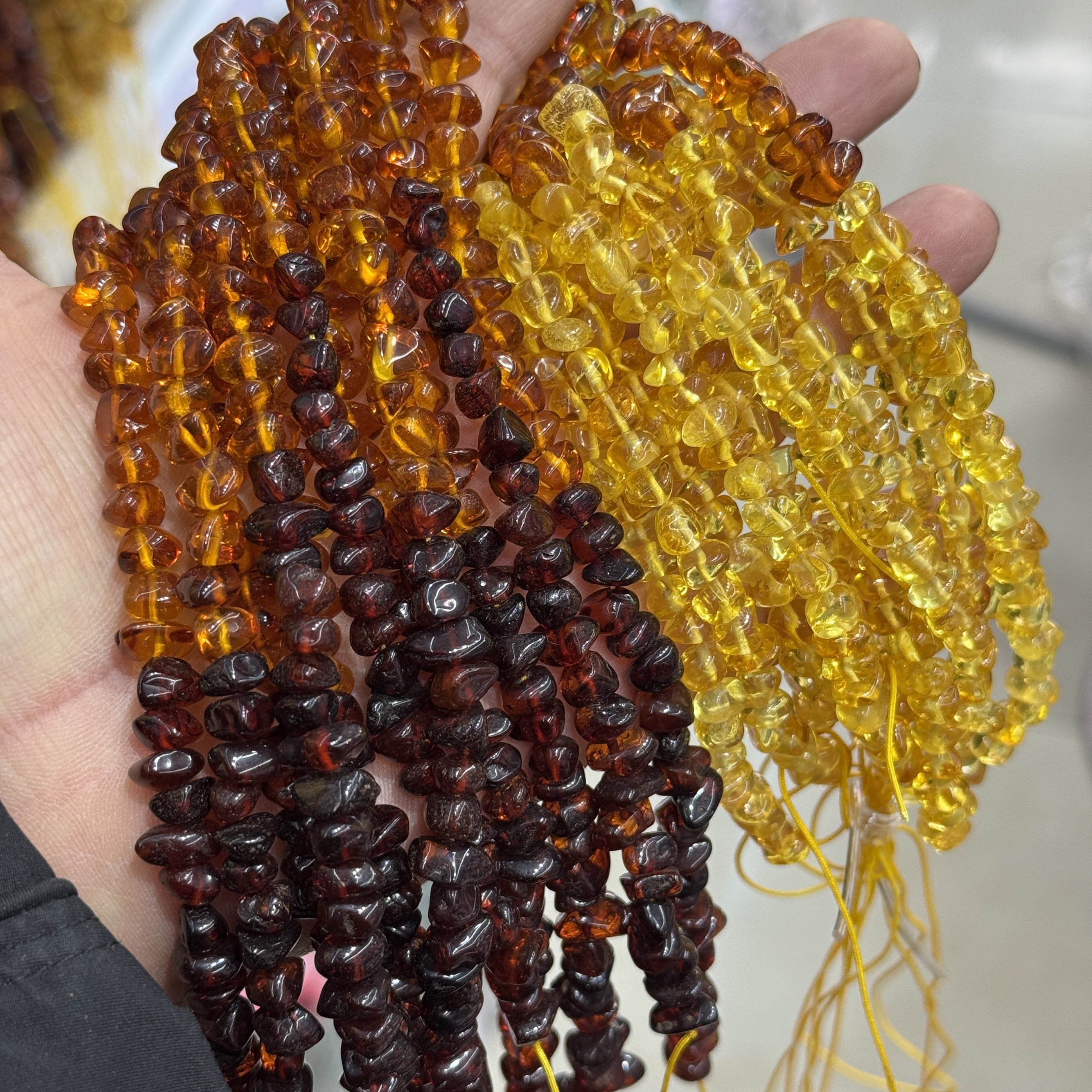 约6~7mm天然渐变色琥珀碎石不定型散珠半成品DIY项链手链配珠