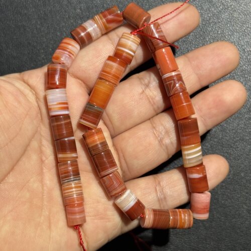 孤品一条天然石约8*10mm红色缠丝玛瑙管珠29颗/28cm长Diy项链手链