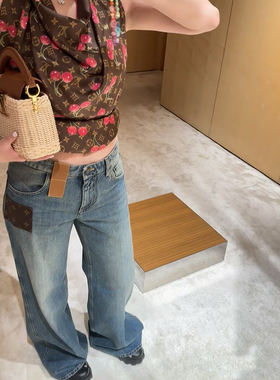 欧阳娜娜同款2026潮牌新款皮标复古蓝色牛仔裤阔腿宽松欧货裤子