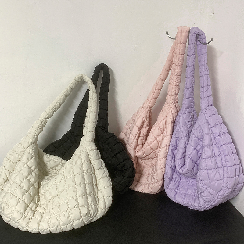 斜挎褶皱云朵包大号韩国cos可颂