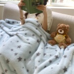 海盐星星～摇粒绒加厚毛毯办公室午休毯简约盖毯沙发毯柔软亲肤