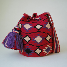 哥仑比亚WAYUU部落手工编织包瓦尤包单股中号特殊红紫菱形