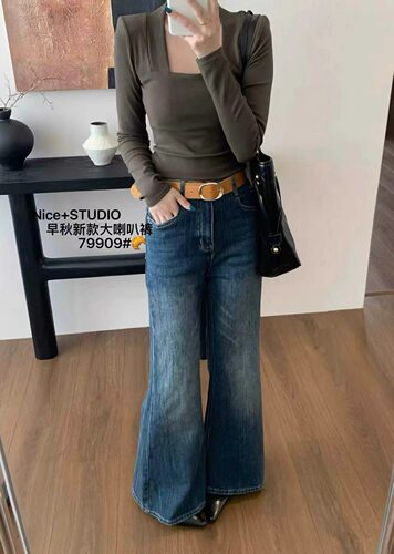 Nice+7298秋新款复古猫须高腰甩腿微喇女显瘦弹力直筒喇叭牛仔裤