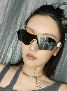 未来感科技感一体墨镜女街头潮牌