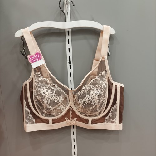 新款蕾丝内衣女大胸显小防下垂调整软钢圈上托收副乳文胸罩9525C