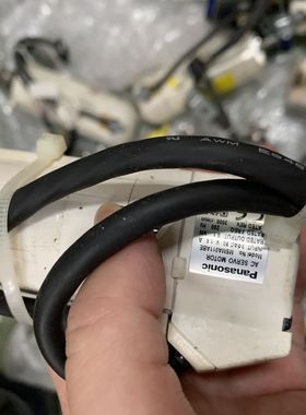 松下伺服电机 MSMA011ABE 现货 专业销售维修一体化