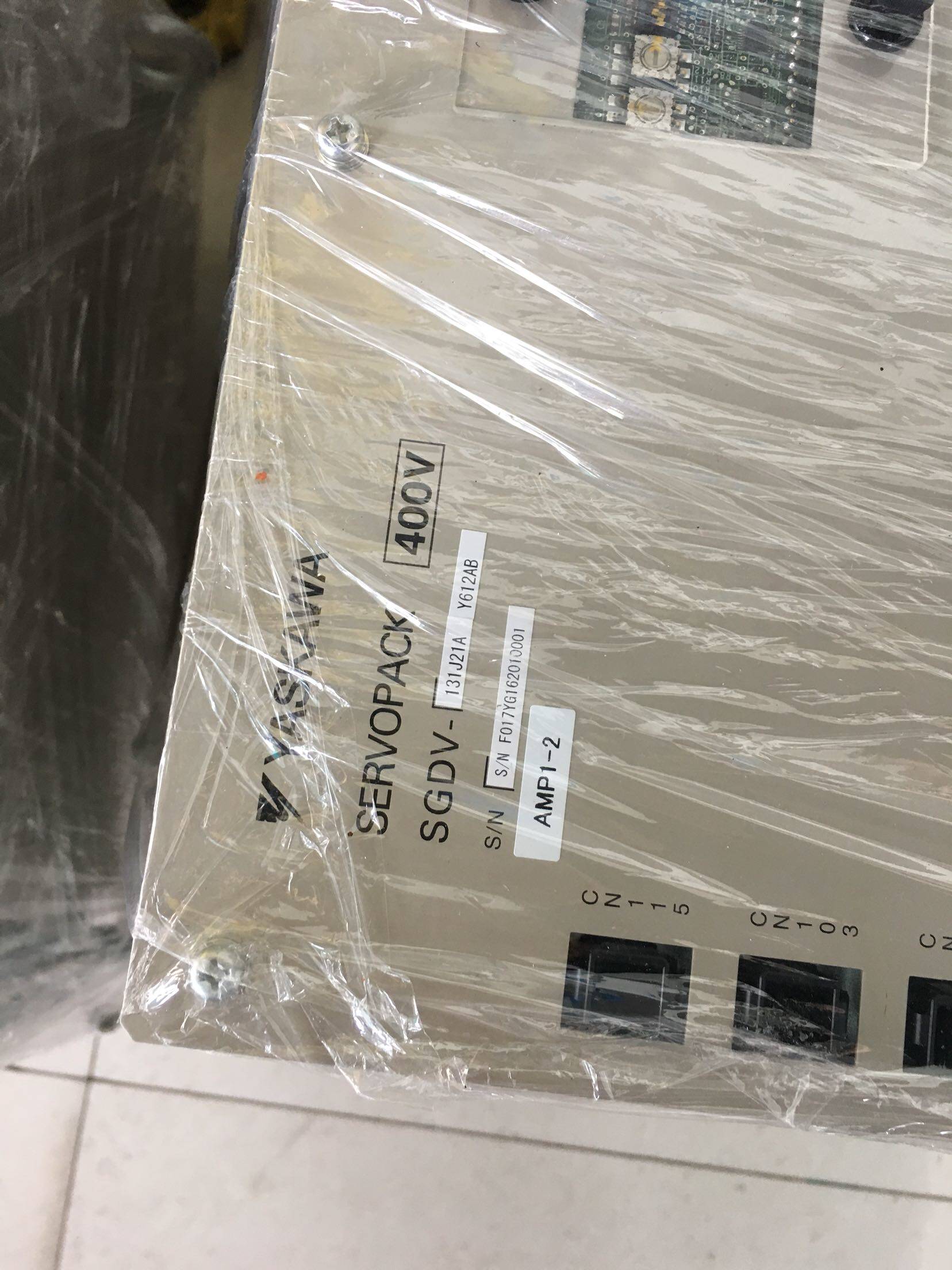 SGDV-131J21A驱动器安川
