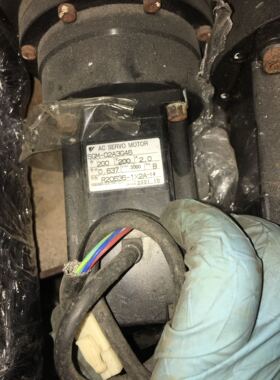 SGM-02A3G46安川电机带减速机CP-25A-33-J604A-SP