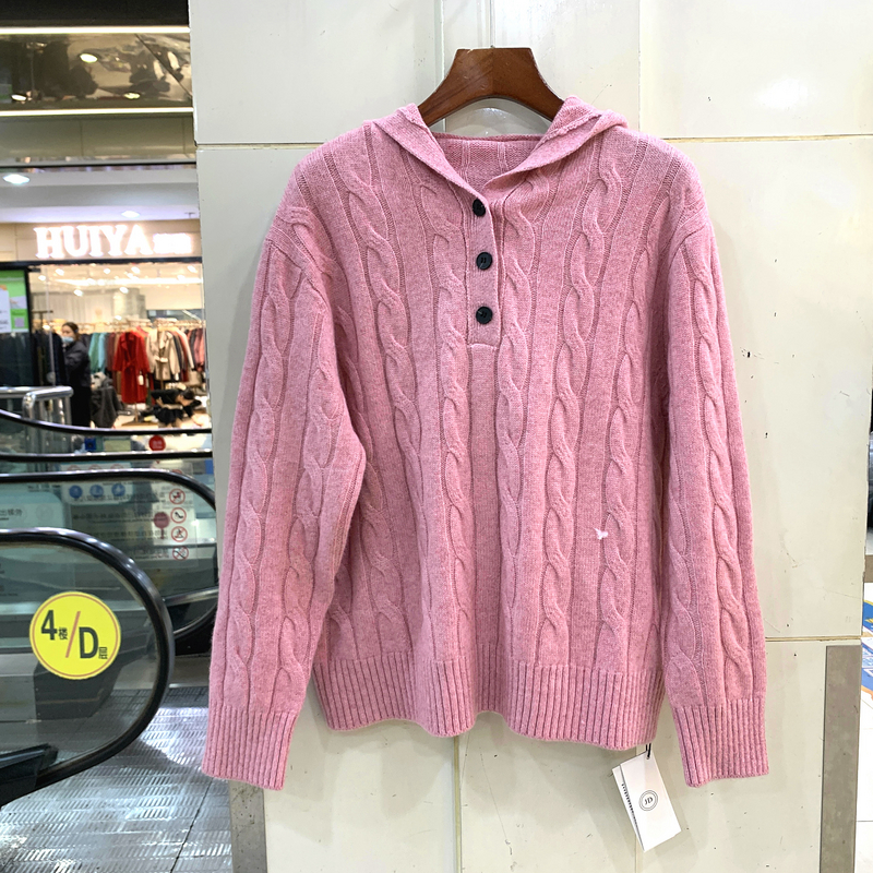 112-7211 时尚三粒扣连帽休闲麻花纹山羊绒针织衫毛衣帽衫欧货冬