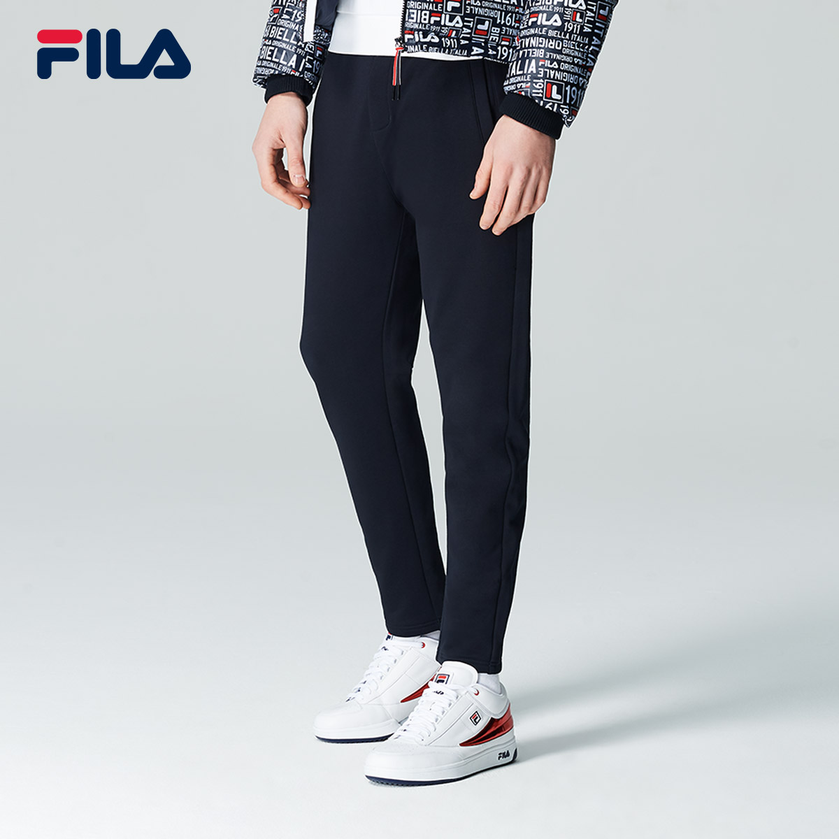 FILAì³ÀÖ³¤¿ãÄÐ2018¶¬¼¾Ð¿îʱÉÐÔ˶¯ÐÝÏмòÔ¼ÊæÊÊÕëÖ¯³¤¿ãÄÐ