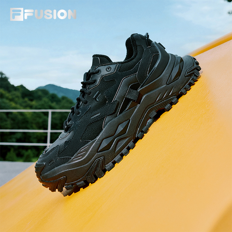FILAFUSION斐乐男士厚底潮鞋