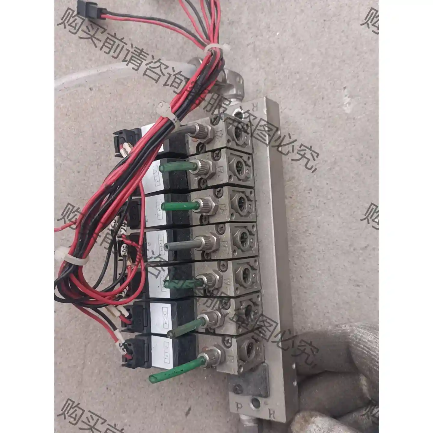 SM电磁阀组，拆机未清洗成色bu错的。型号看图。懂的来撩，二 先