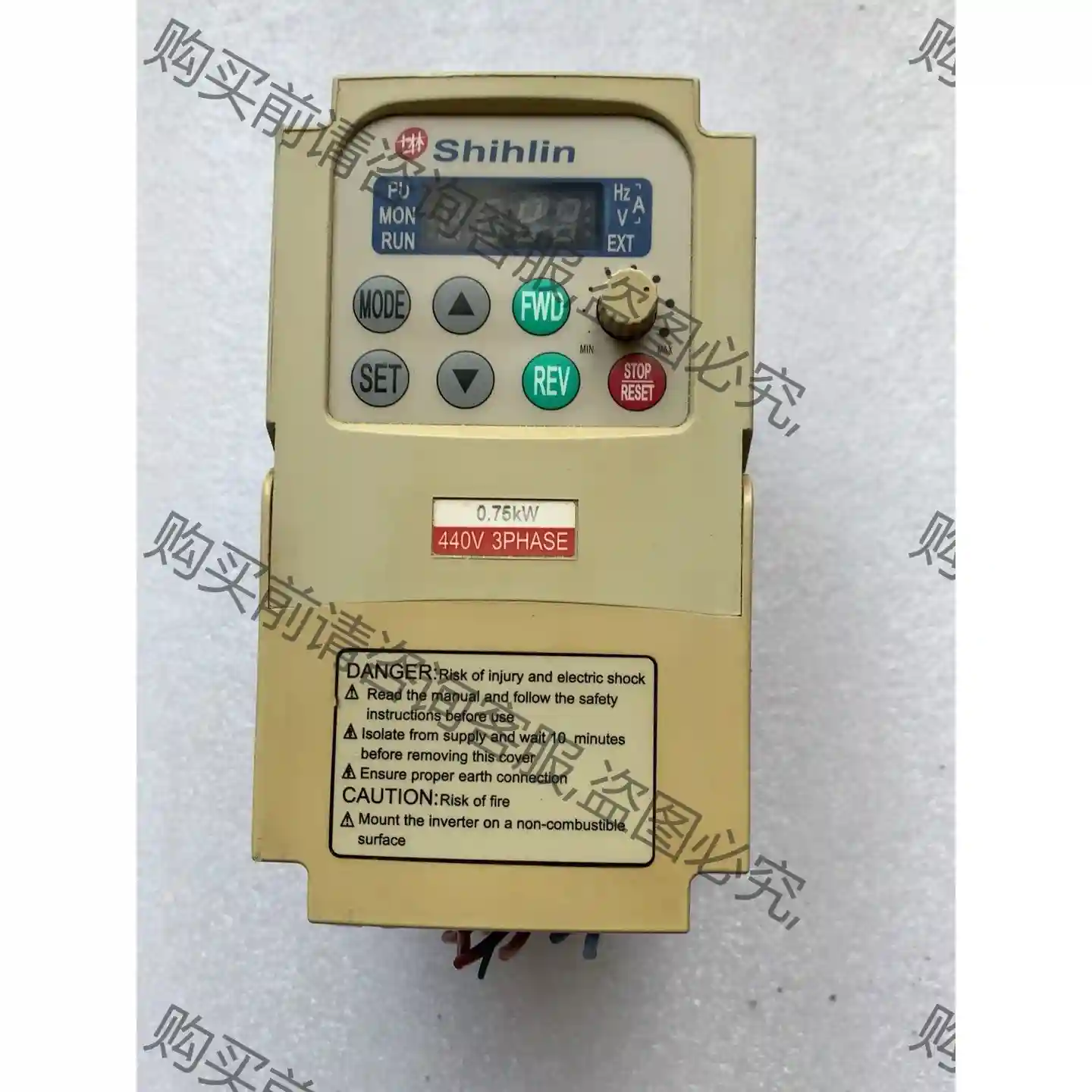 士林变频器SS-043-0.75K-D，功率0.75KW，电 先议价 包上机好用