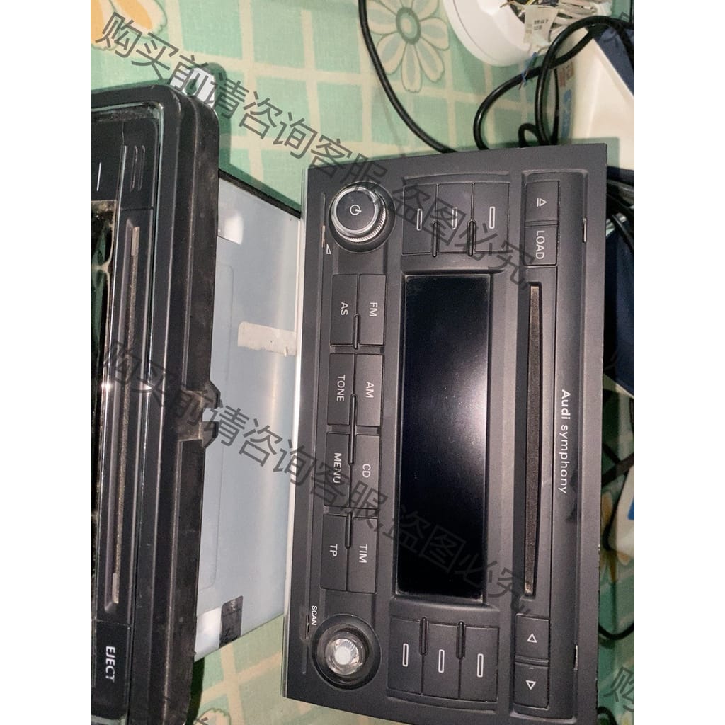 功能正常议价 老款奥迪A4-B7原装原版CD，放的时间久了，成色利比