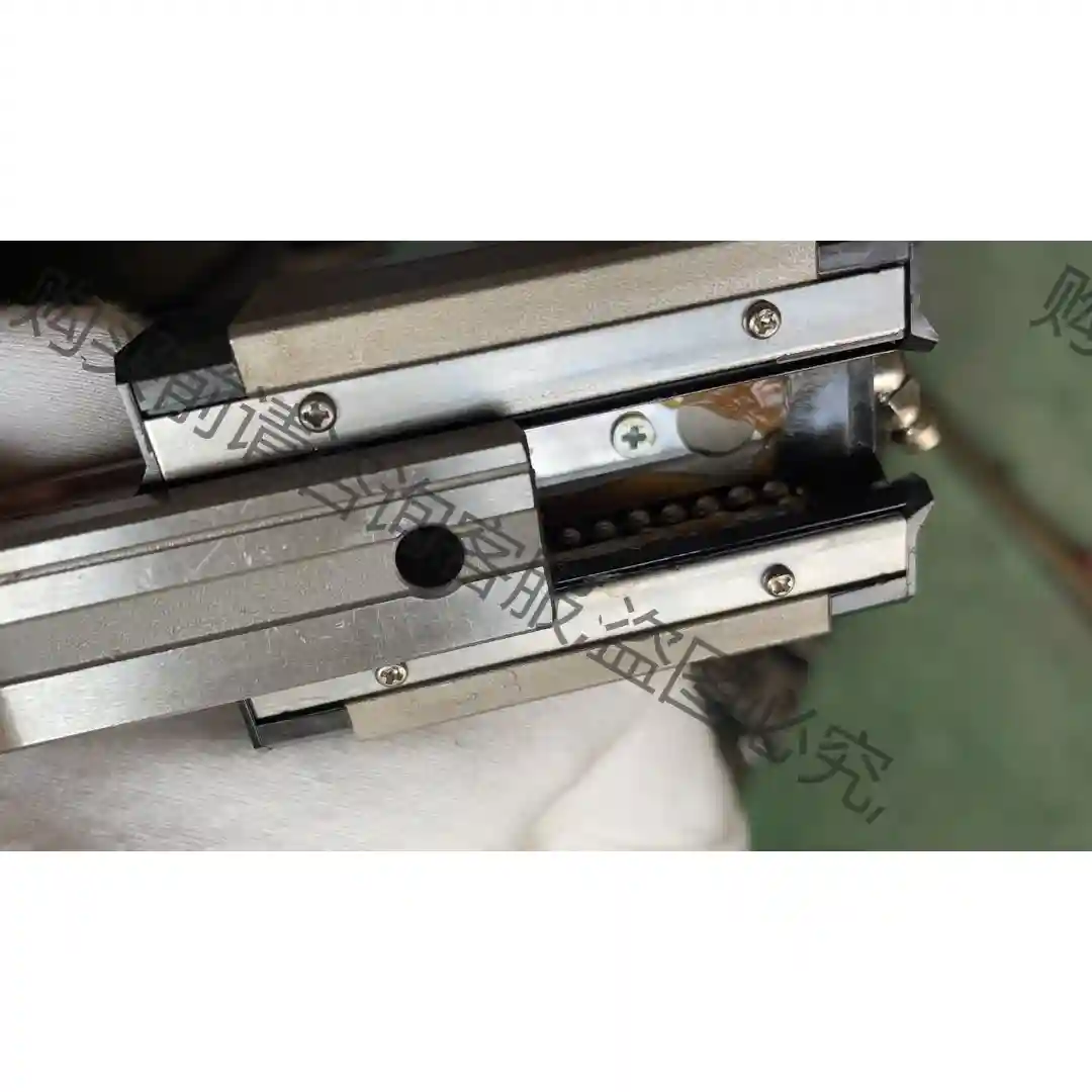 THKHSR20，几乎全新，买滑块送导轨，需要的私聊 先议价 包上机好