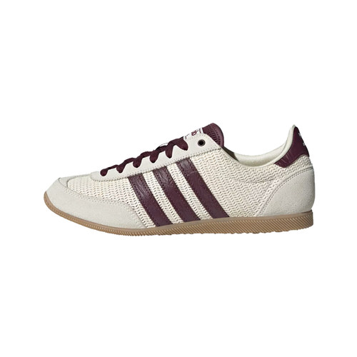 Adidas低帮运动休闲板鞋