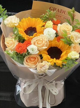 韶关市鲜花店生日束表白红粉玫瑰平时曲浈武江乐昌始兴仁化新丰县
